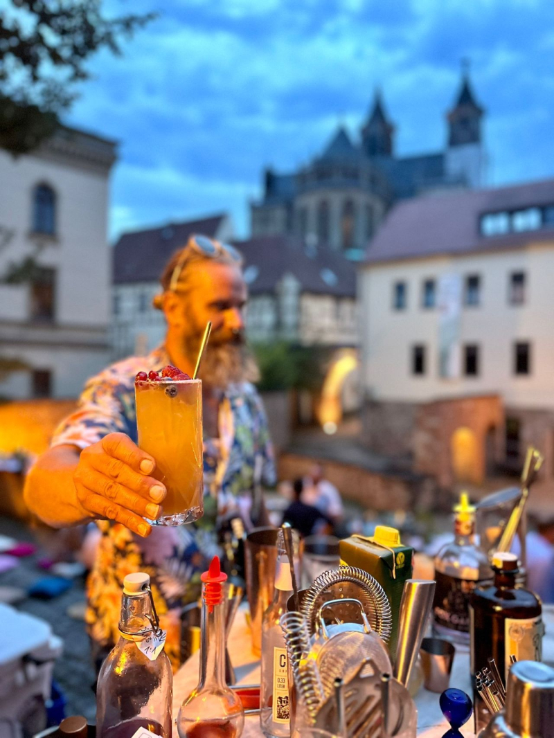 Schöne Aussicht mit leckeren Cocktails